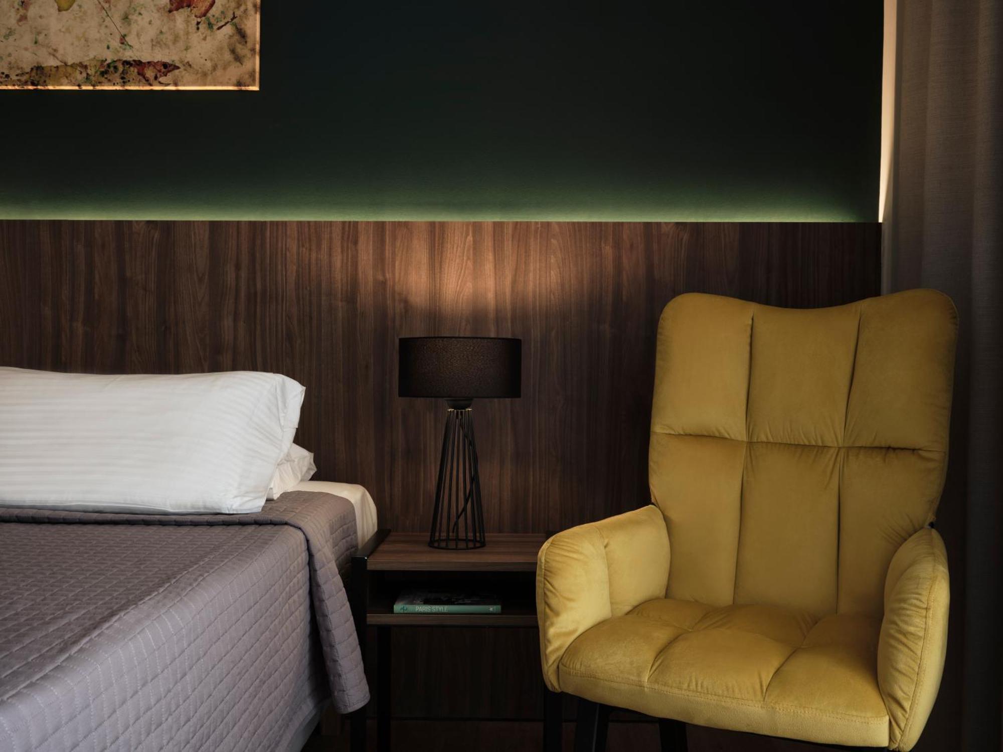Hotel Candia 4*